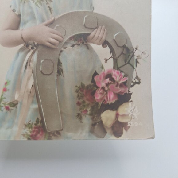 Antique Gelukkig Nieuwjaar Postcard Hand Colored New Year Horseshoe Girl Dutch - Picture 3 of 8